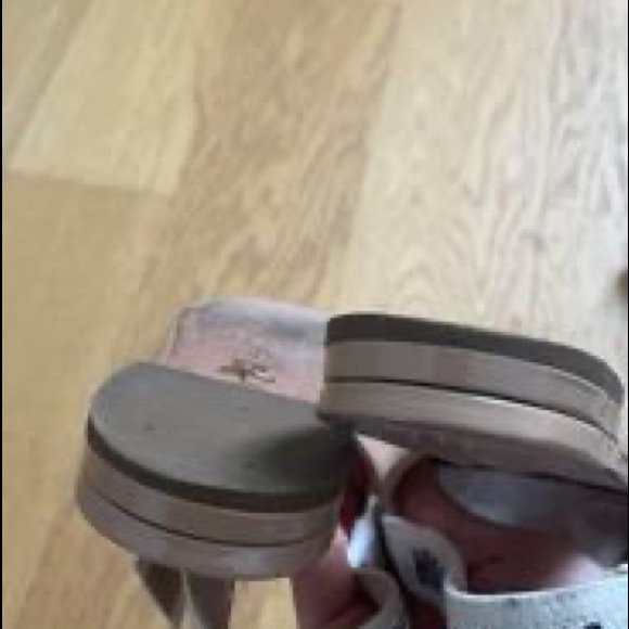 Dior patent leather sling back flats - Picture 3 of 6